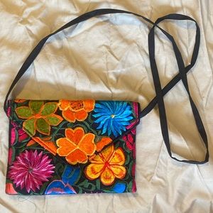 Mexican embroidery bag